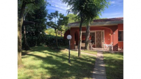 Beautiful villa with private garden near the beach by Beahost Rentals